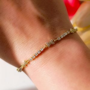 MRA-7013 FİYONK DETAYLI ZİRKON TAŞLI İNCE BİLEKLİK