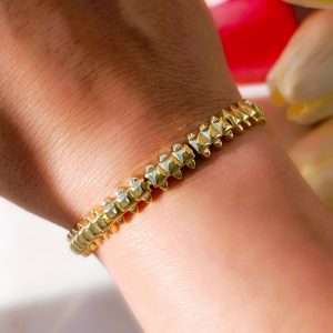 MRA-03005 PİRAMİT FORM TAŞSIZ BİLEKLİK